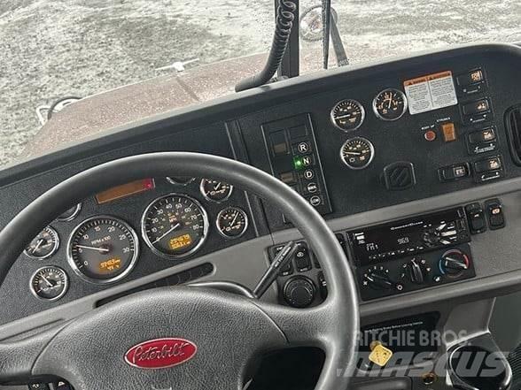 Peterbilt 365 شاحنات قلابة