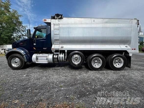 Peterbilt 567 شاحنات قلابة