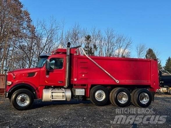 Peterbilt 567 شاحنات قلابة