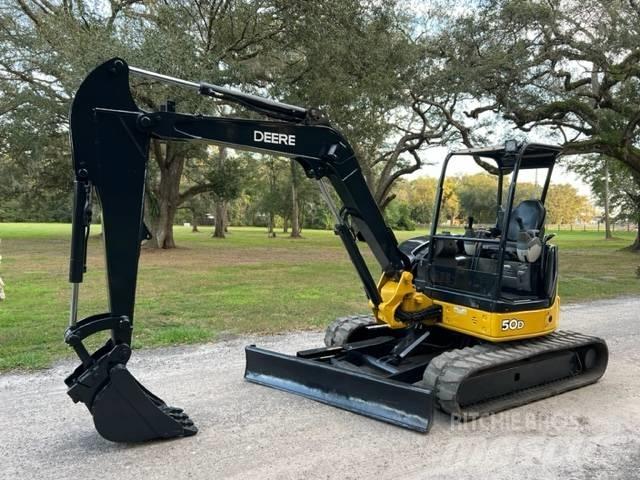 John Deere 50 D حفارات صغيرة أقل من 7 طن (حفارات صغيرة)