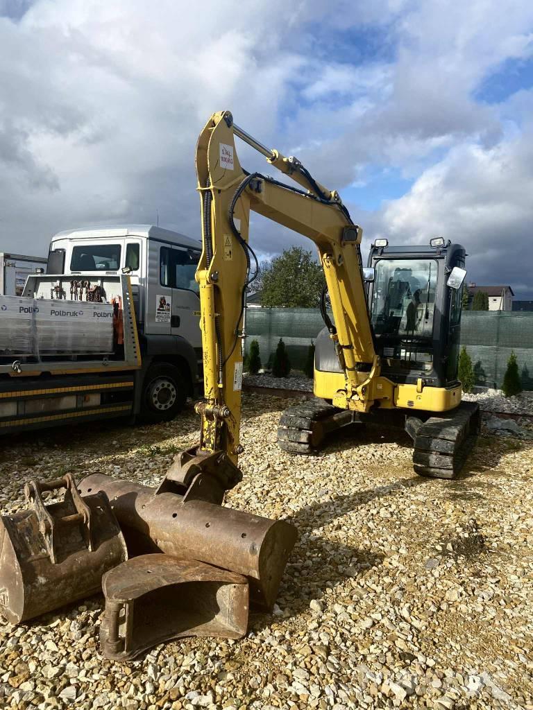 Komatsu PC 55 حفارات صغيرة أقل من 7 طن (حفارات صغيرة)