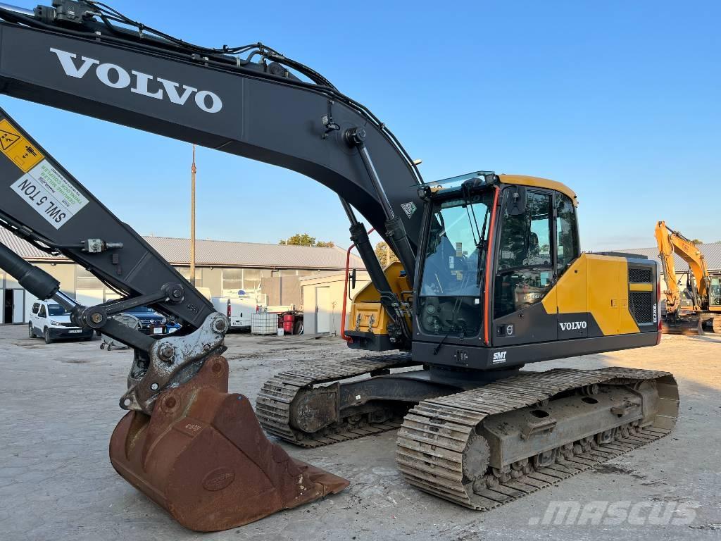Volvo EC 220 E حفارات زحافة