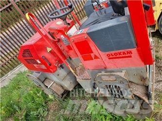 Bomag BW 100 AD M-2 مداحل ثنائية الاسطوانة