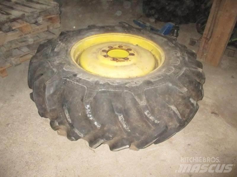 Goodyear K ماكينات زراعية أخرى