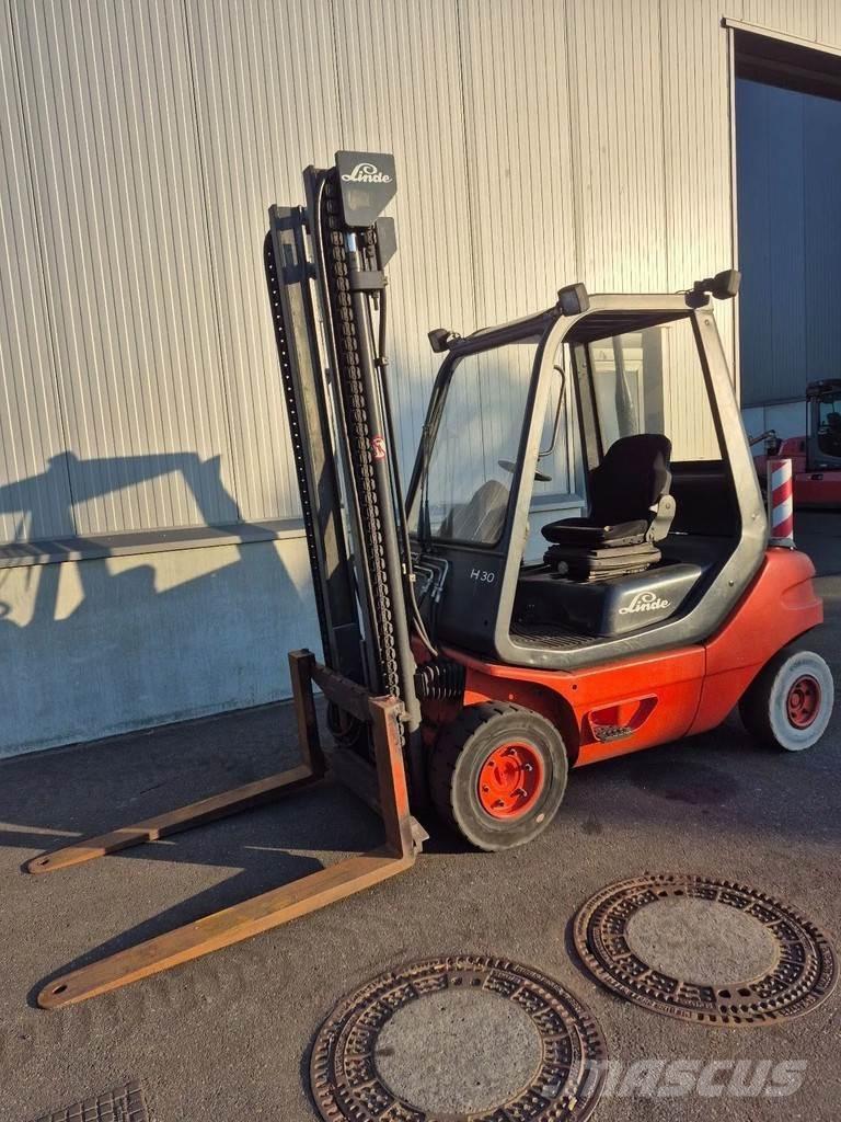 Linde h30D شاحنات الديزل