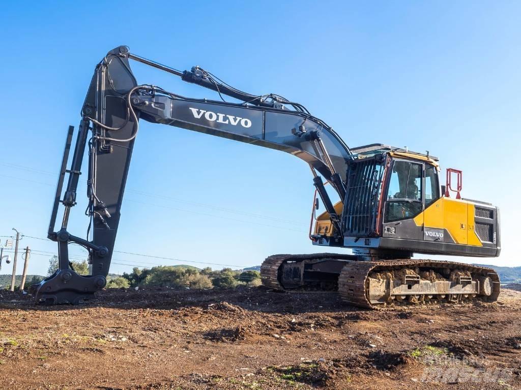 Volvo EC 220 E حفارات زحافة