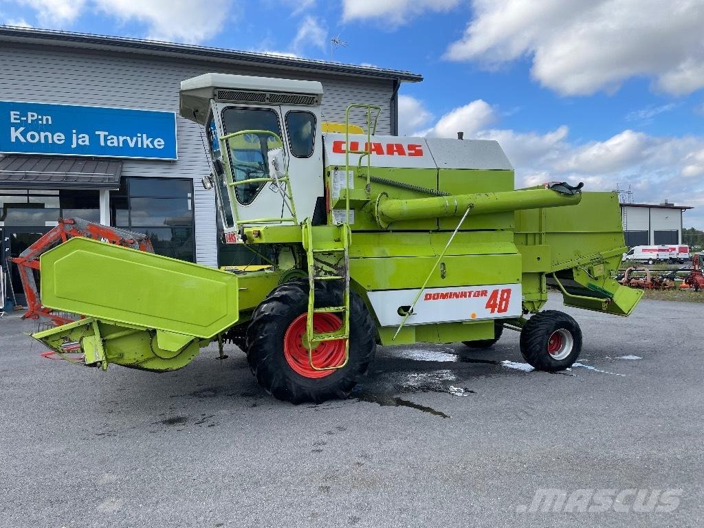 CLAAS Dominator 48 حصادات