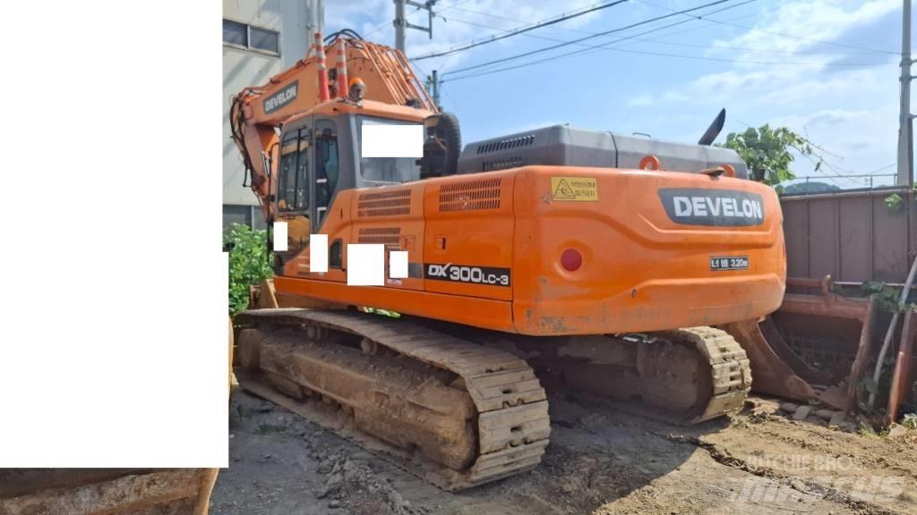 Doosan DX 300 LC-3 حفارات زحافة