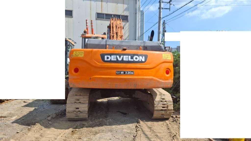 Doosan DX 300 LC-3 حفارات زحافة