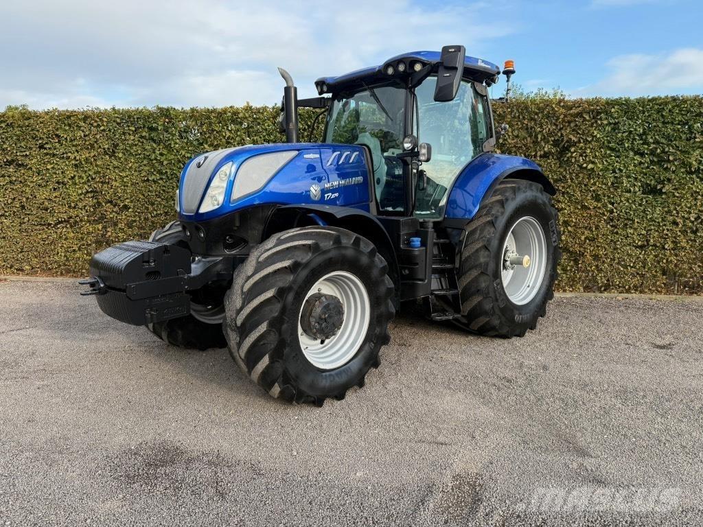 New Holland T 7.270 الجرارات