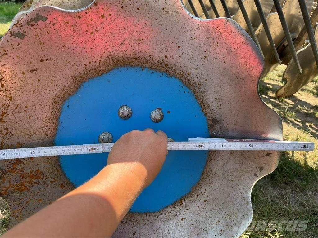 Lemken Rubin 9/600 زحافات ساحقة