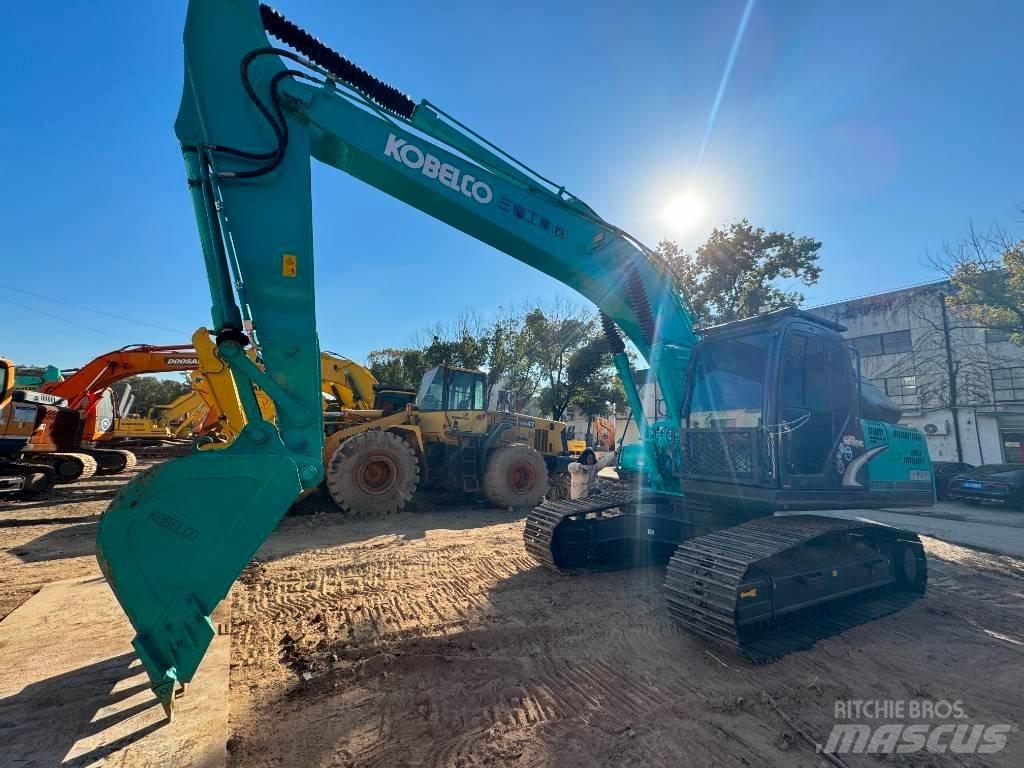 Kobelco SK 200-8 حفارات زحافة