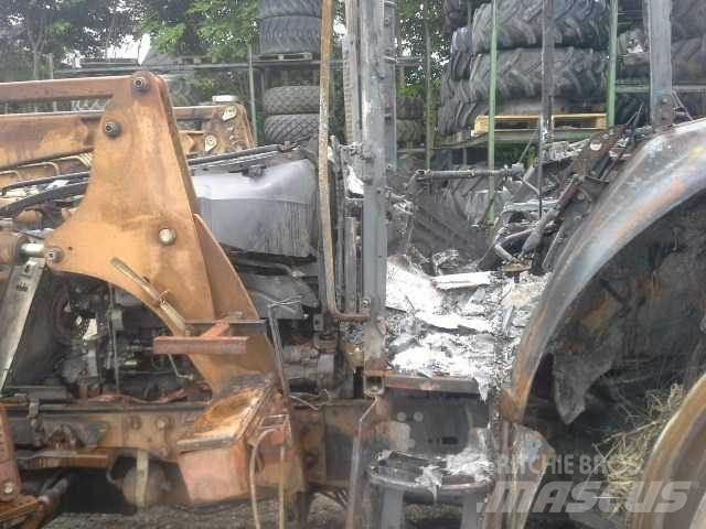 John Deere 6930 الجرارات