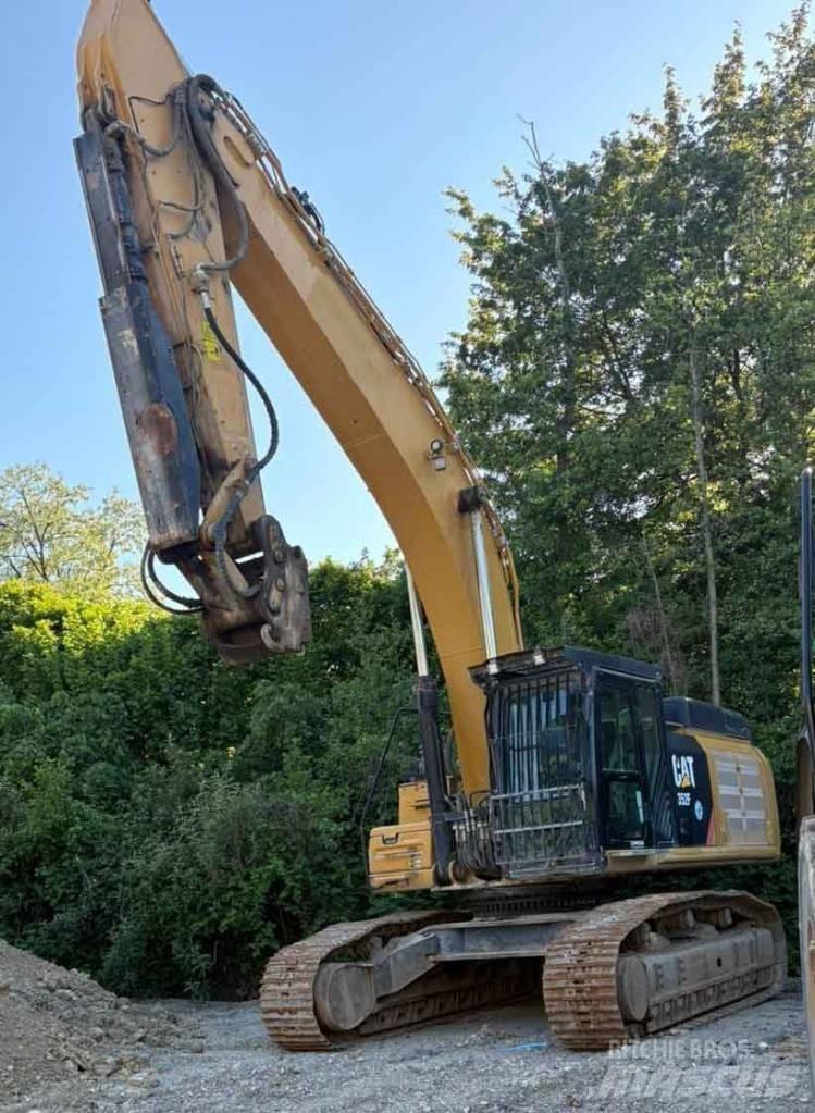CAT 352 F حفارات زحافة