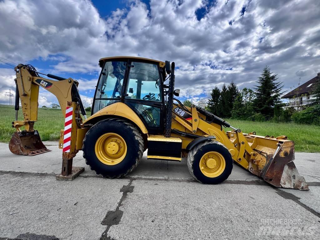 CAT 428 F لوادر ذات جرافات عكسية