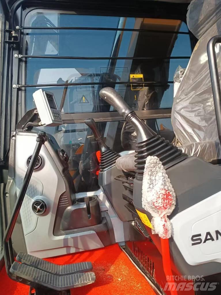 Sany SY 75 C حفارات زحافة