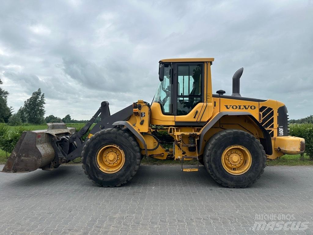 Volvo L60F لوادر بعجل