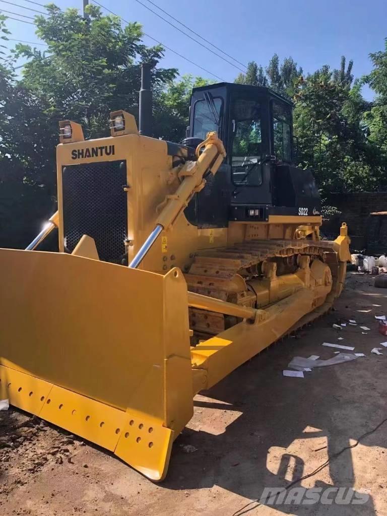 Shantui SD 22 بلدوزرات مجنزرة