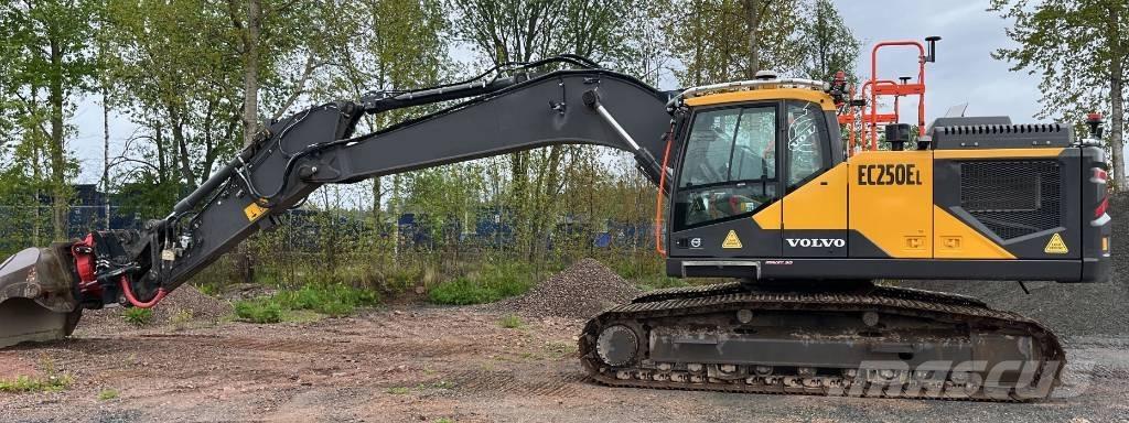 Volvo EC 250 EL حفارات زحافة