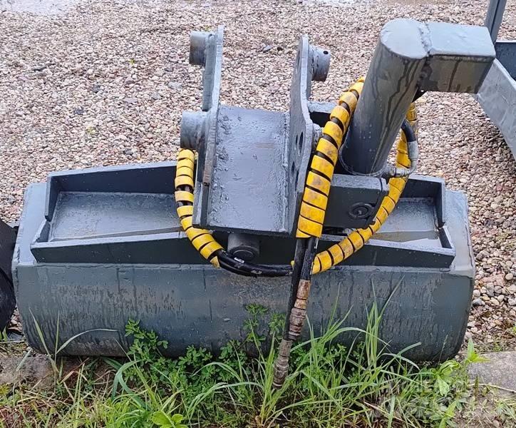 JCB 3 CX لوادر ذات جرافات عكسية