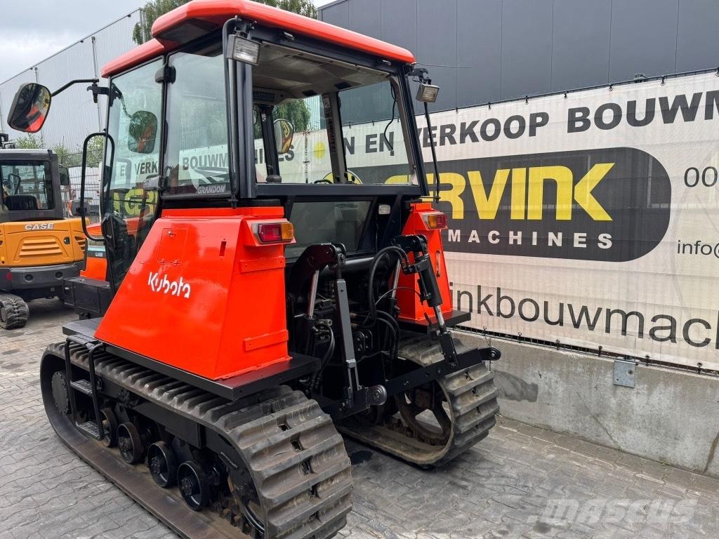 Kubota KM 90 D الجرارات
