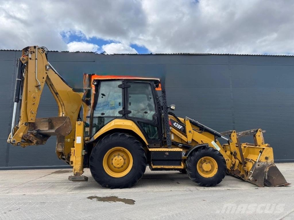 CAT 428 F لوادر ذات جرافات عكسية