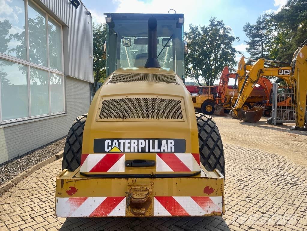 CAT CS 56       2010 مداحل أحادية الأسطوانة