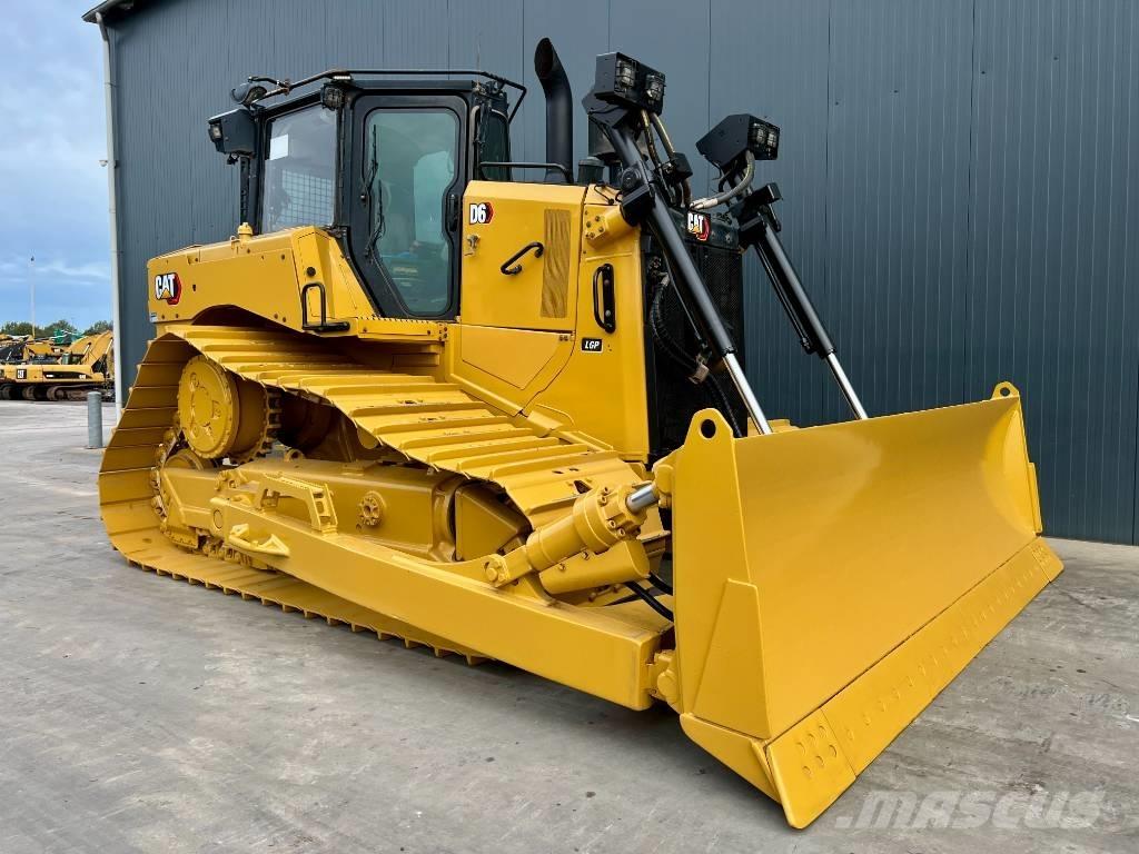 CAT D6 LGP - CE بلدوزرات مجنزرة