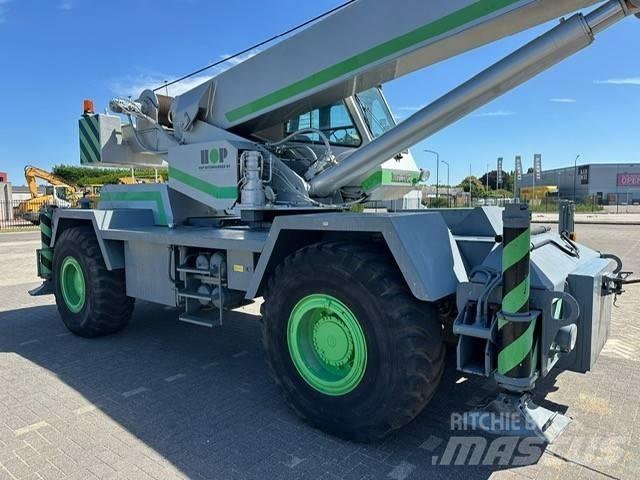 P&H 35 رافعات صالحة لكل أنواع الطرق