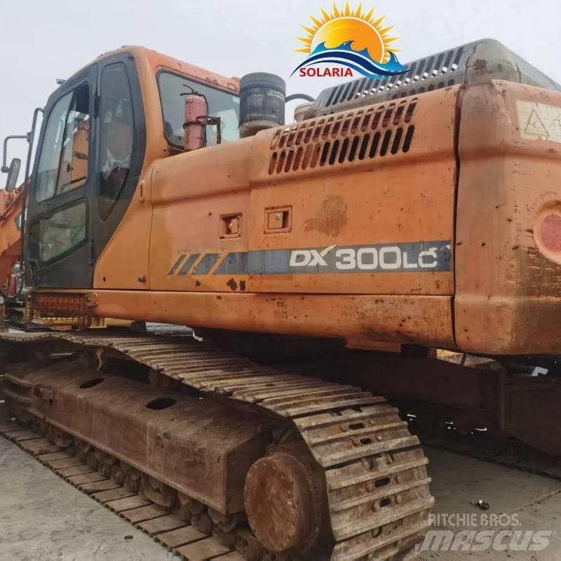 Doosan DX 300 LC حفارات وسط 7 طن - 12 طن