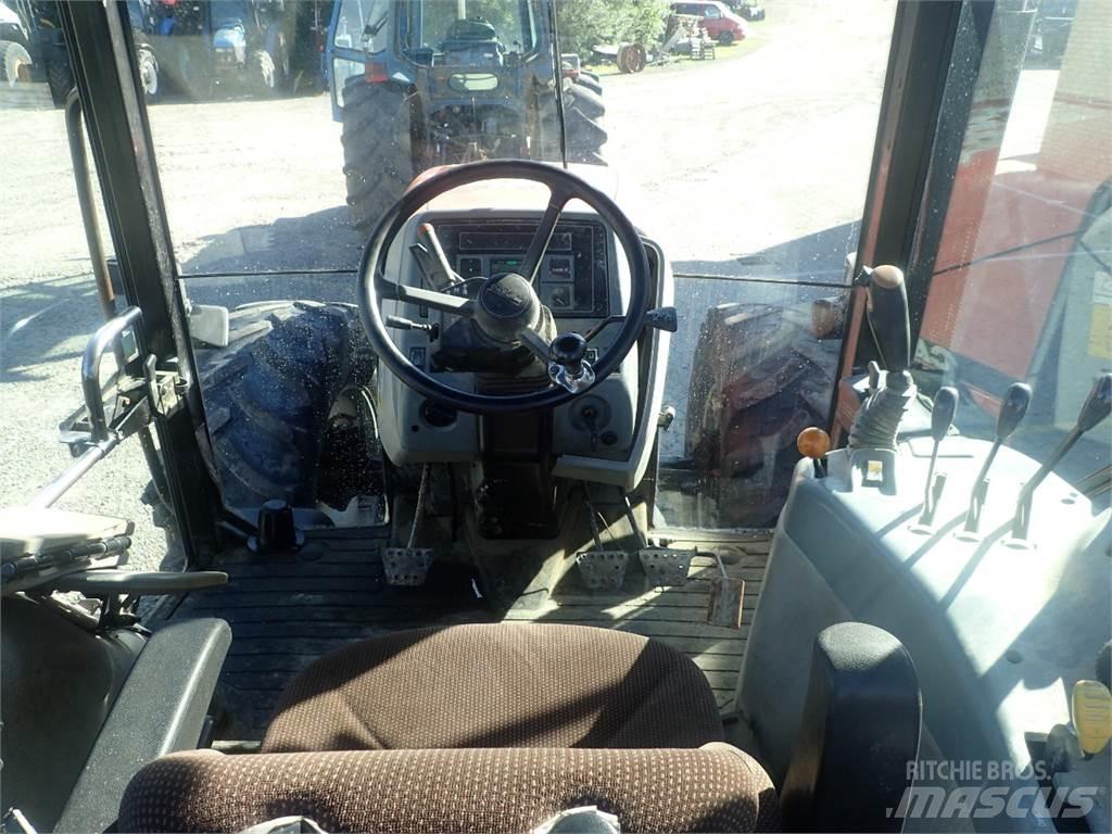 Case IH MX120 الجرارات