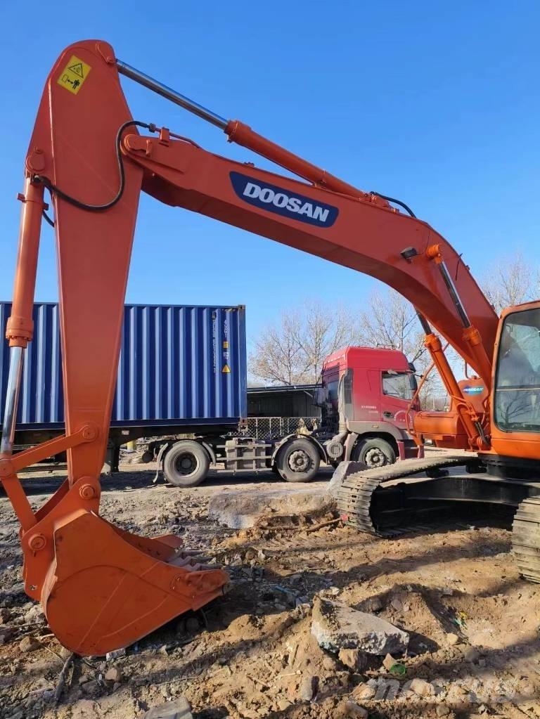 Doosan DH225LC-7 حفارات زحافة
