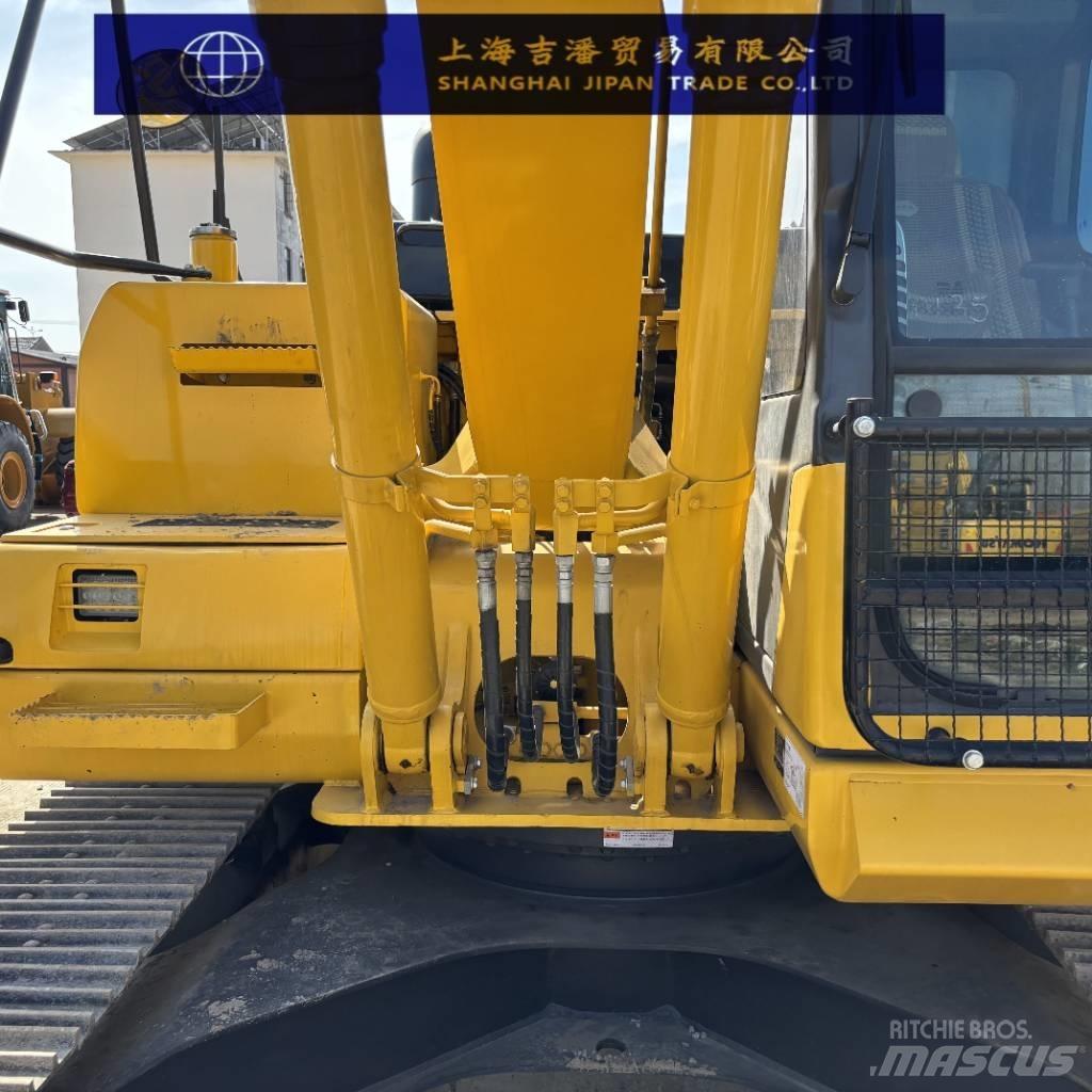 Komatsu PC 130 حفارات وسط 7 طن - 12 طن