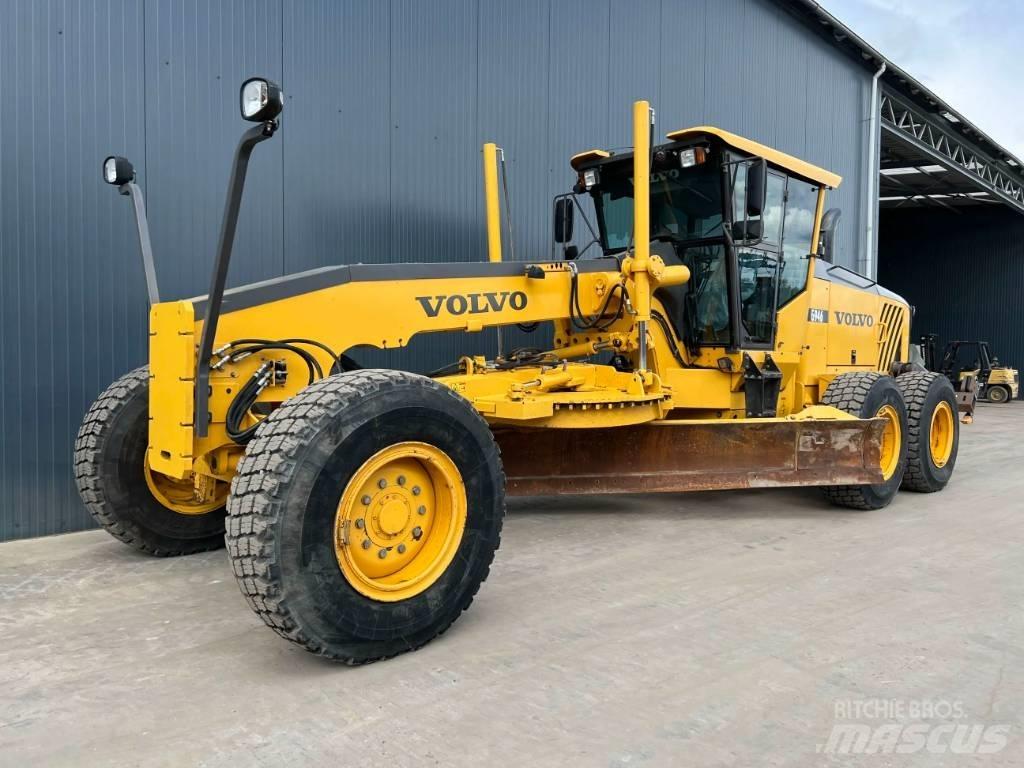 Volvo G946 معدات تمهيد الطرق