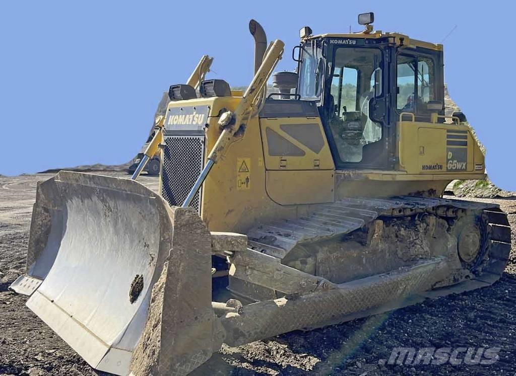 Komatsu D 65 WX-17 بلدوزرات مجنزرة