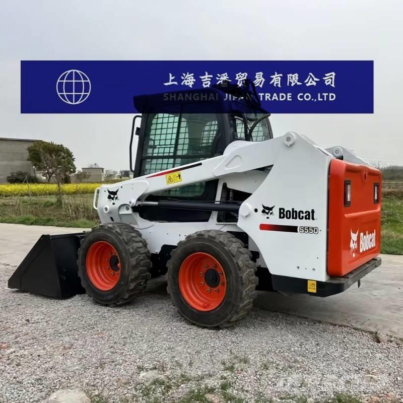Bobcat S 550 لوادر انزلاقية التوجيه