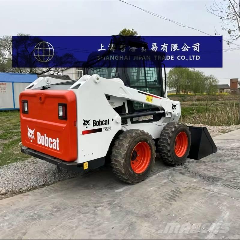 Bobcat S 550 لوادر انزلاقية التوجيه