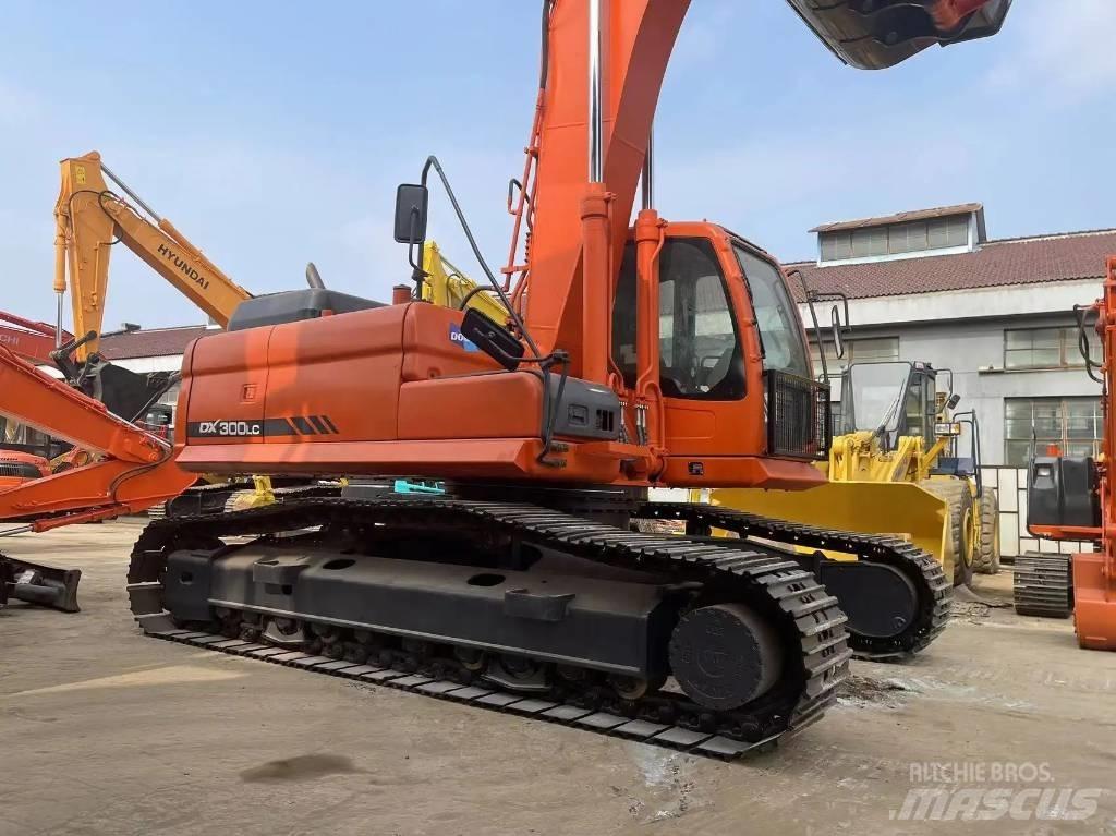 Doosan DX 300 LC حفارات صغيرة أقل من 7 طن (حفارات صغيرة)