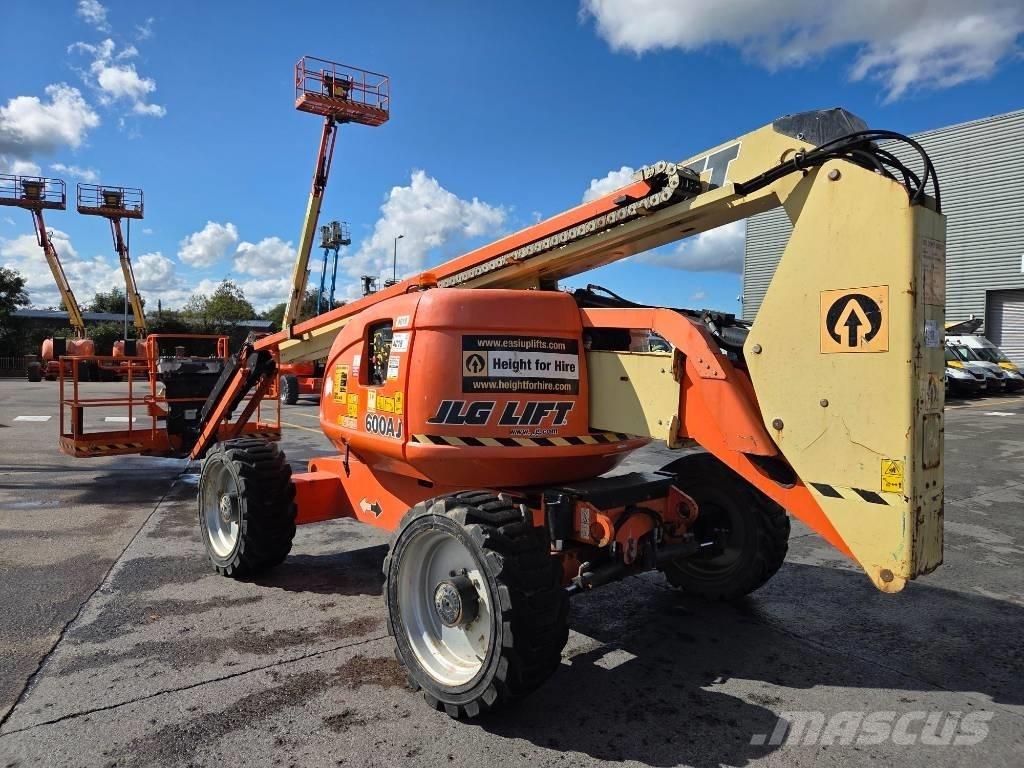 JLG 600 AJ رافعات سلة مفصلية