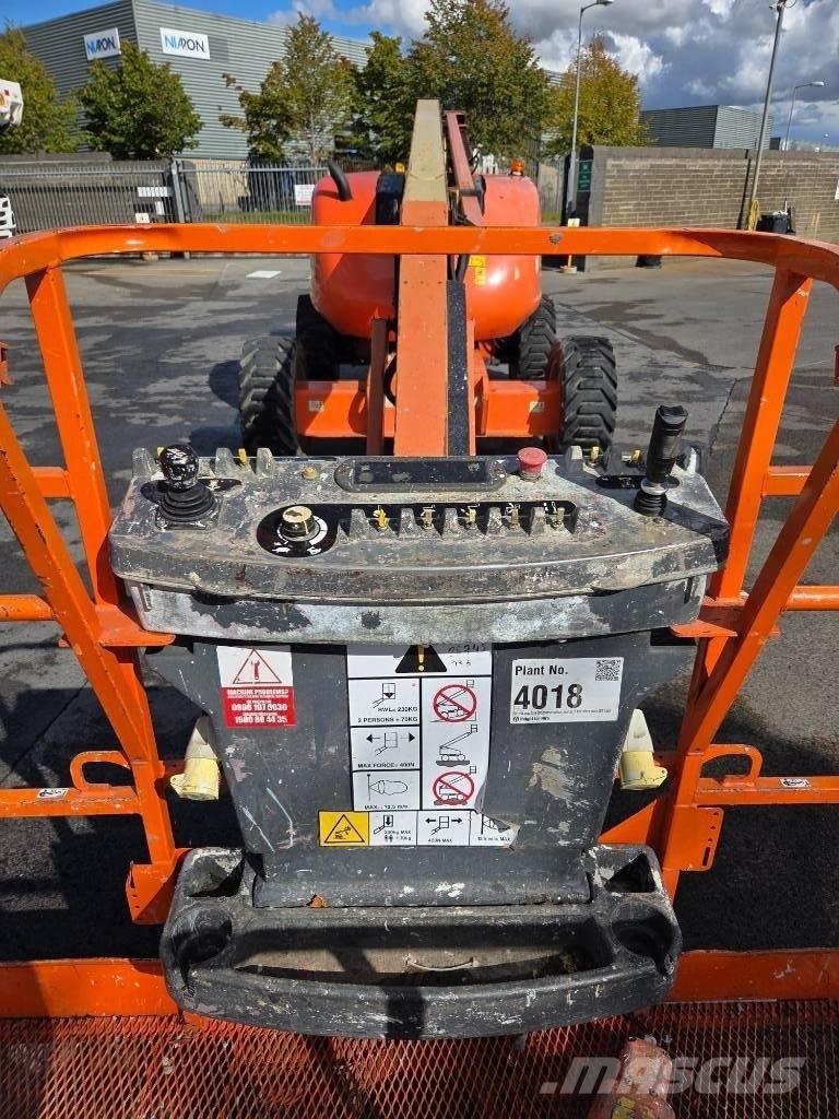 JLG 600 AJ رافعات سلة مفصلية