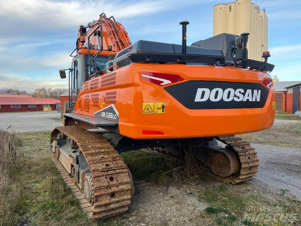 Doosan DX 530 LC-7 حفارات زحافة