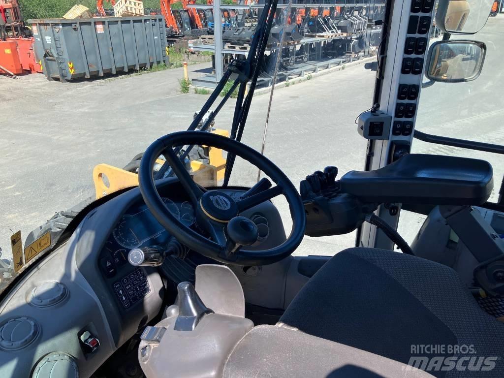 Volvo L 110 H لوادر بعجل