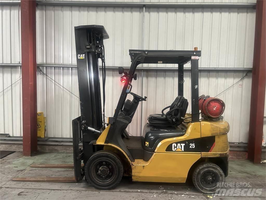 CAT GP25NT شاحنات LPG