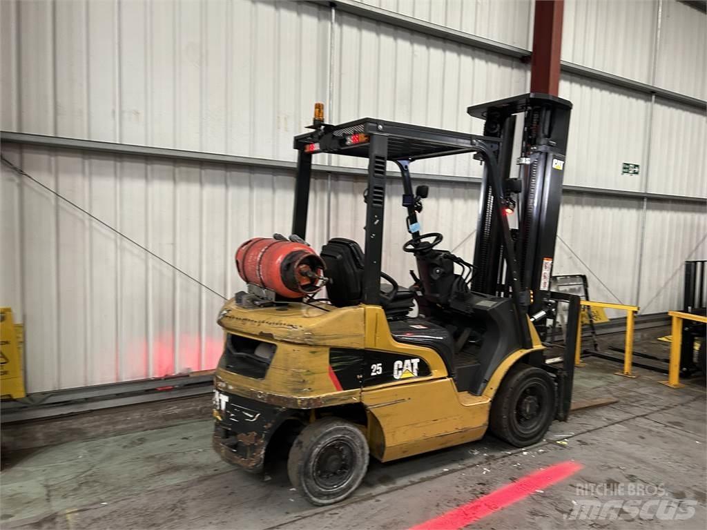 CAT GP25NT شاحنات LPG