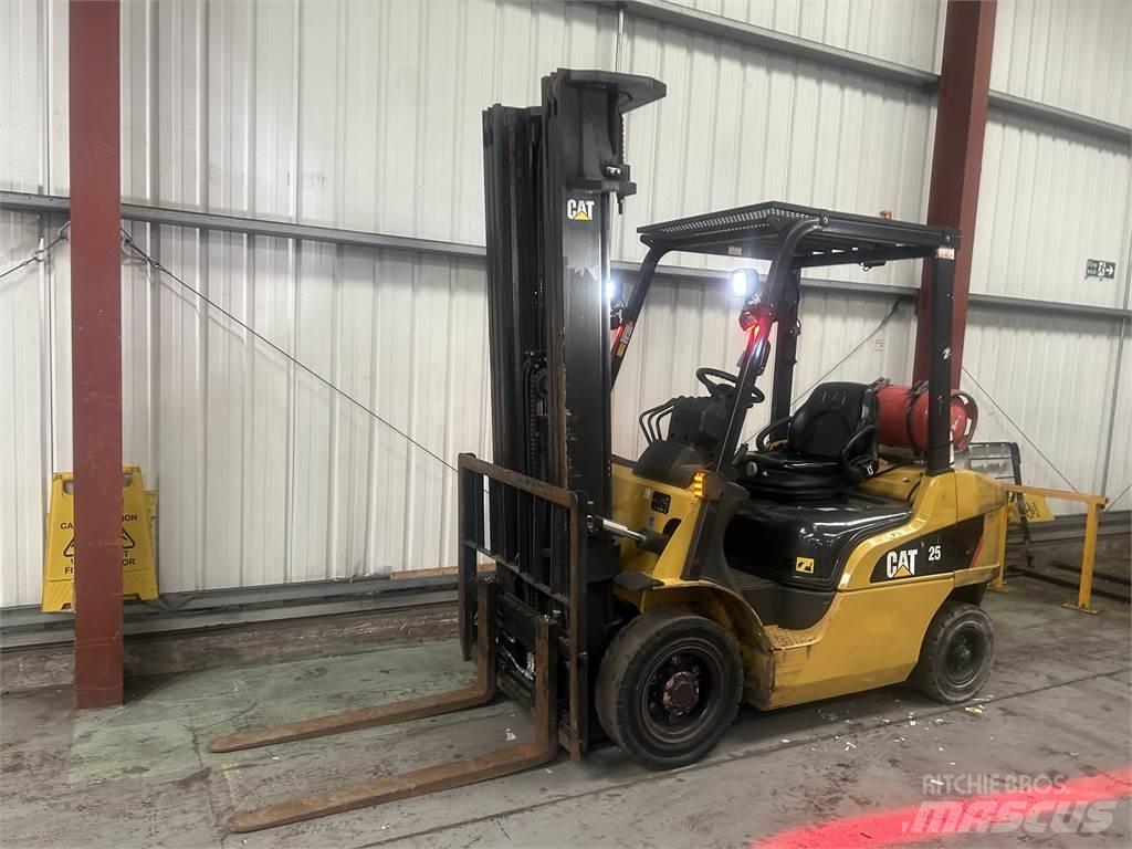 CAT GP25NT شاحنات LPG