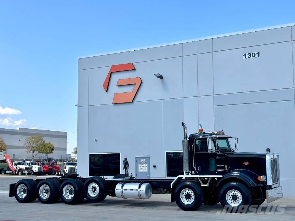 Peterbilt 357 وحدات الجر