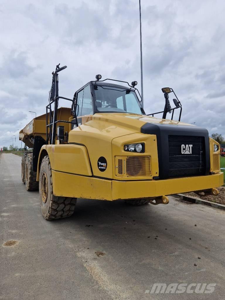 CAT 735C2 ساحبات مفصلية