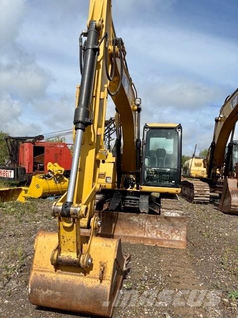 CAT 311 F حفارات زحافة