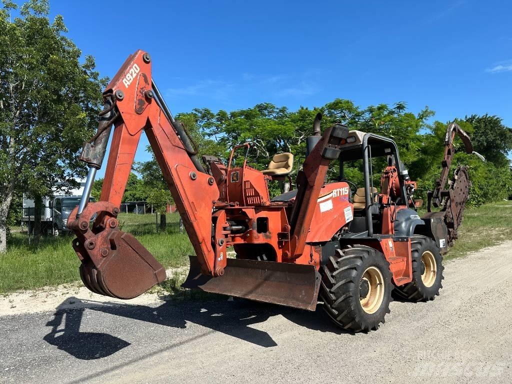 Ditch Witch RT 115 H ماكينات حفر خنادق