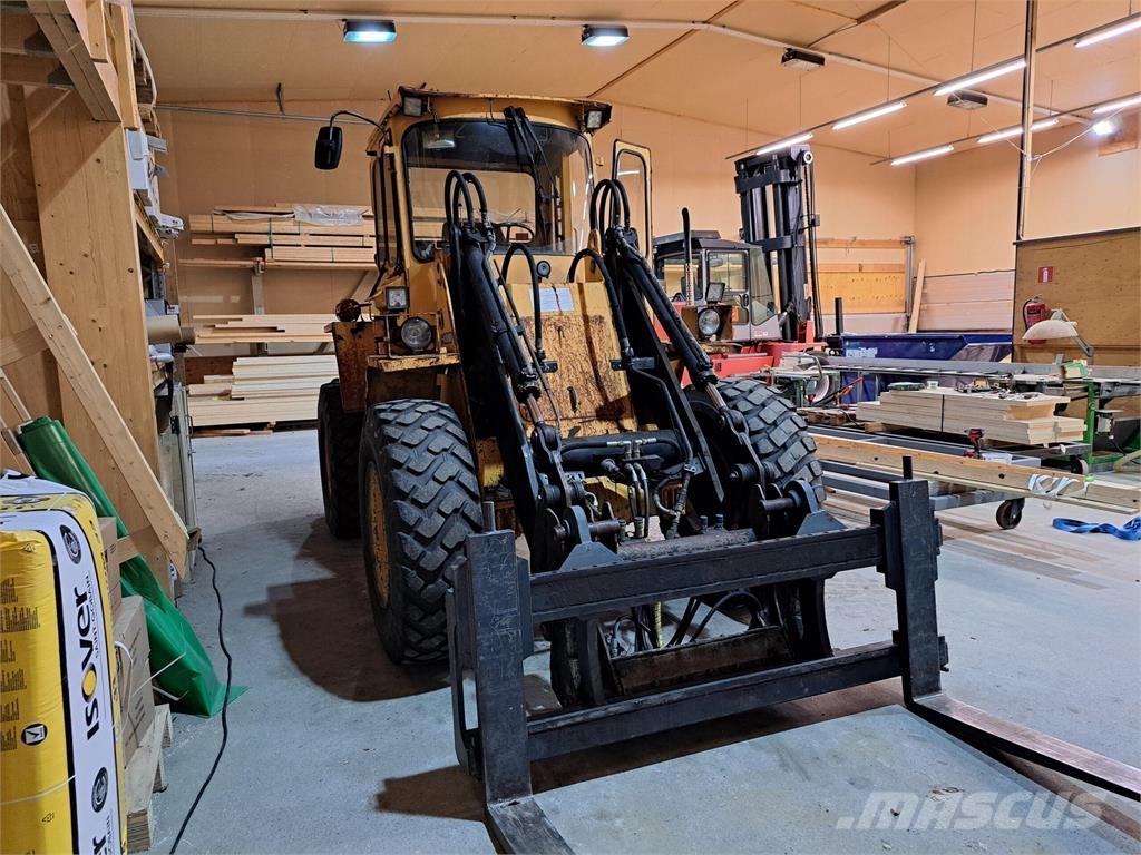 Volvo BM L50 لوادر بعجل